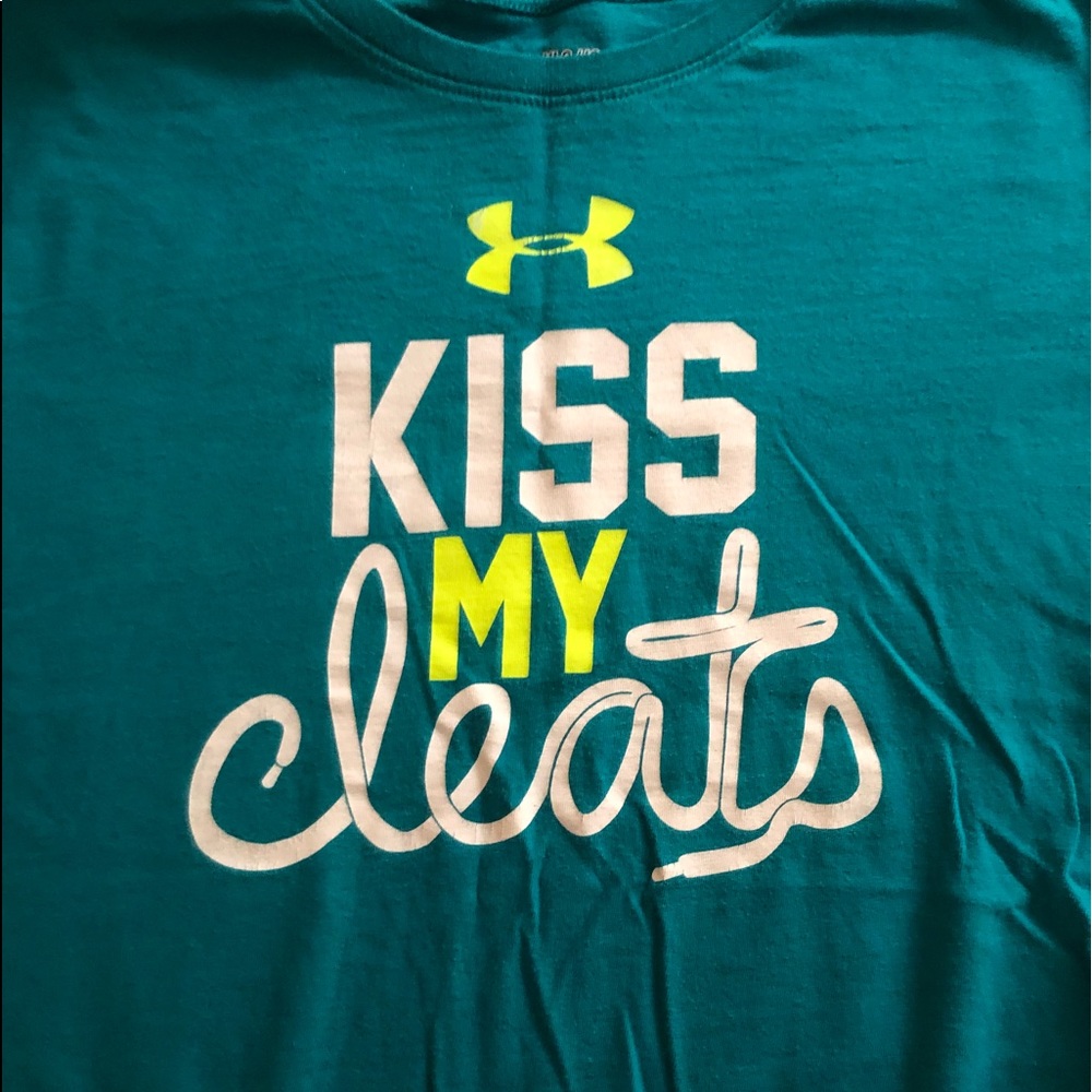 under armor t-shirt
